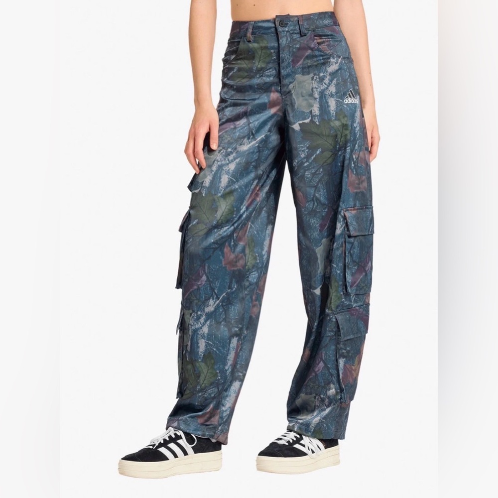adidas Womens Leaf Camo Print Satin Cargo Pant Black White KE3741 SZ 28 Wide Leg